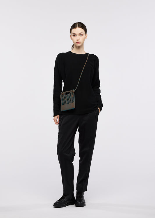 MOKKO WALE、バッグ&財布_ショルダーバッグ、着用画像1