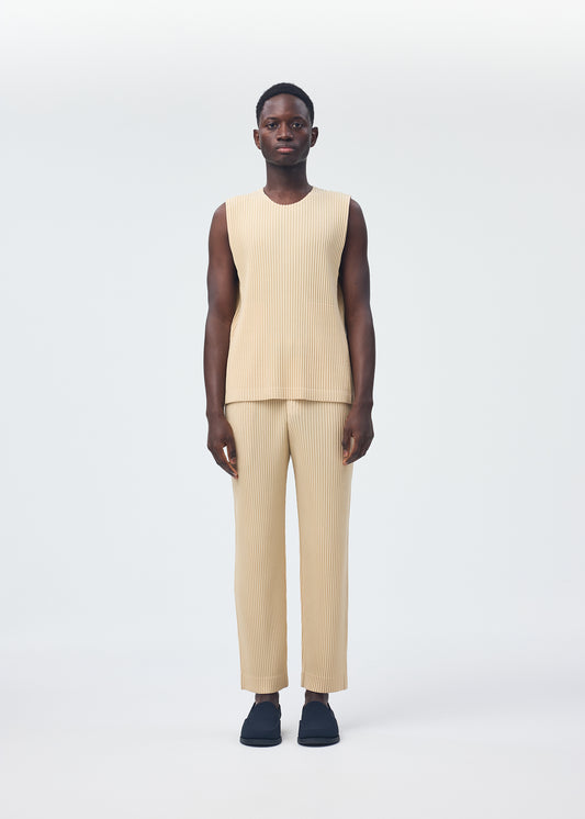 TAILORED PLEATS 2、メンズ_トップス_ベスト、着用画像1