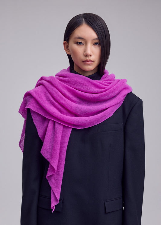CASHMERE KNIT STOLE、ウィメンズ_ニット、着用画像1