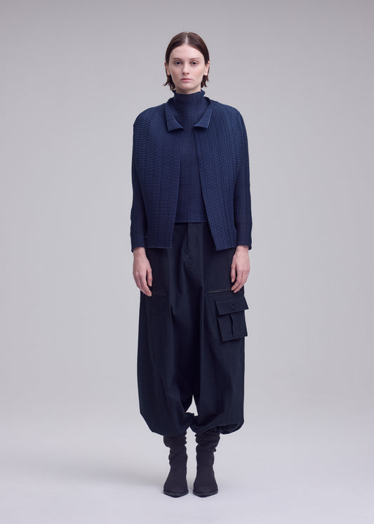 WOOLY PLEATS-68、ウィメンズ_トップス_カーディガン、着用画像1