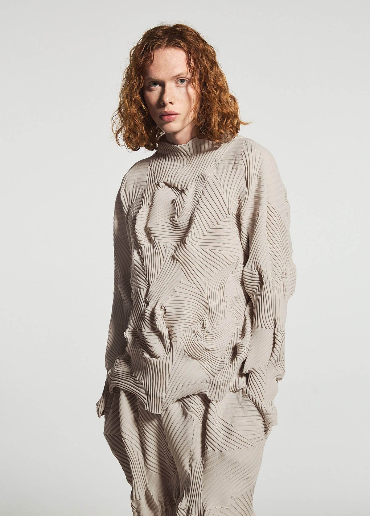 A-POC ABLE ISSEY MIYAKE LOOK 40