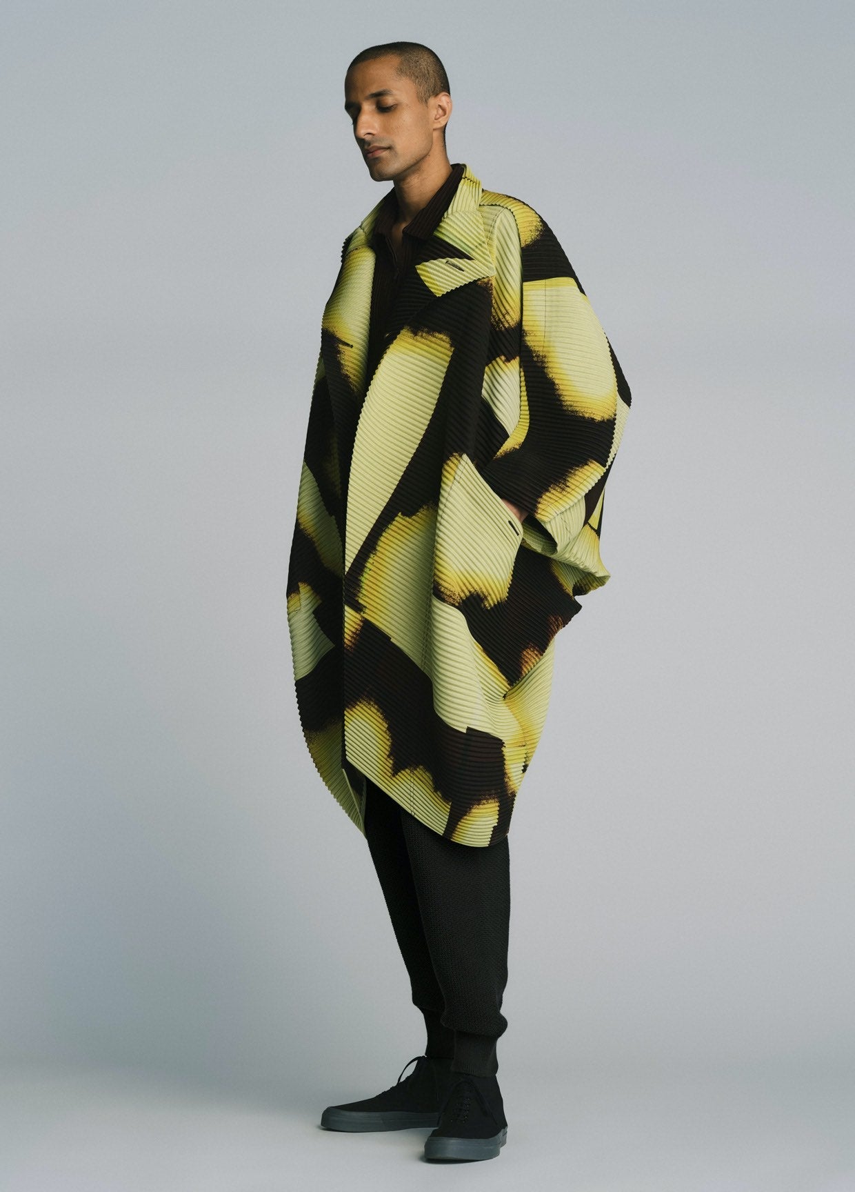 HOMME PLISSÉ ISSEY MIYAKE AUTUMN WINTER 2022/23 コレクション29