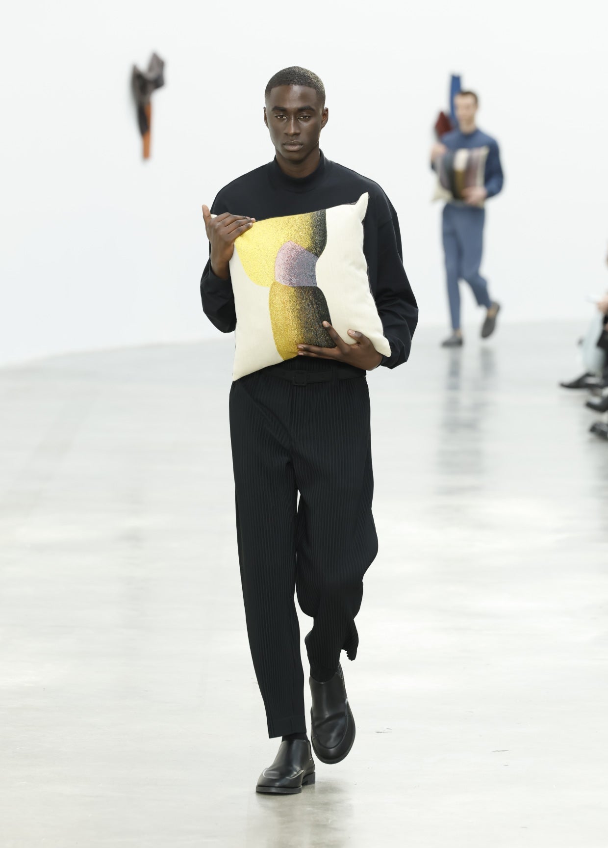 HOMME PLISSÉ ISSEY MIYAKE AUTUMN WINTER 2024/25 コレクション 21