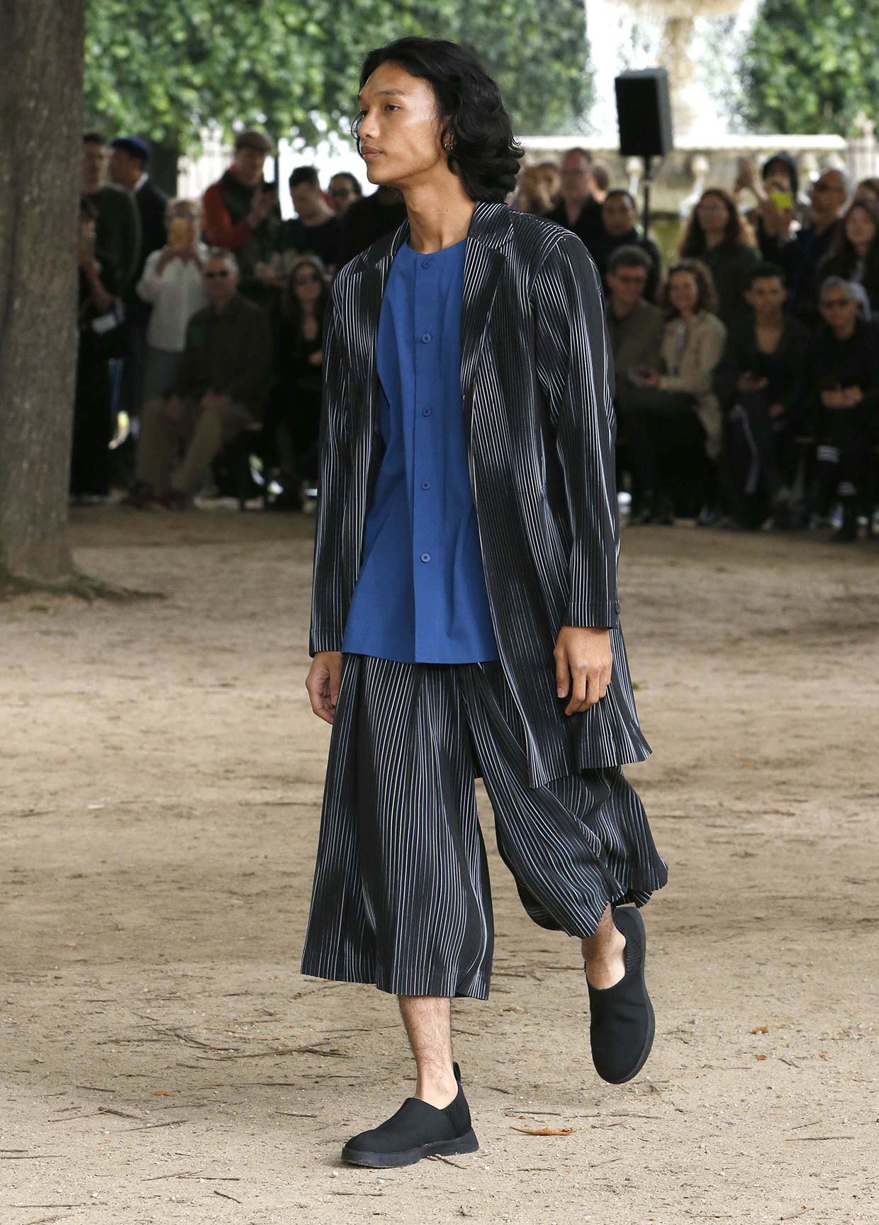 HOMME PLISSÉ ISSEY MIYAKE SPRING SUMMER 2020 コレクション 12