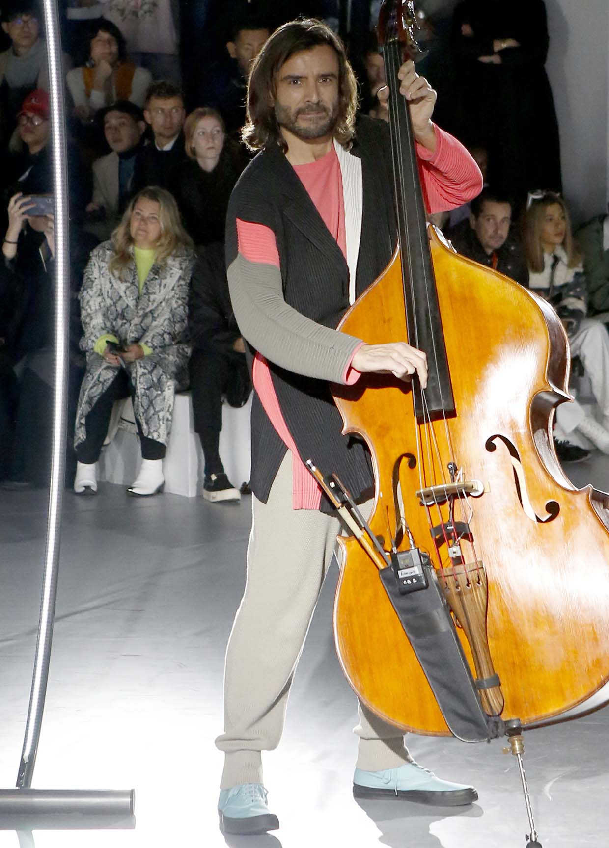 HOMME PLISSÉ ISSEY MIYAKE AUTUMN WINTER 20/21 コレクション19