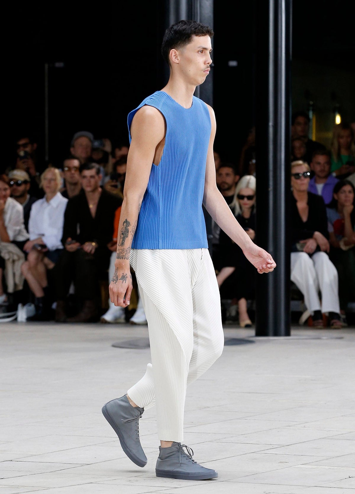 HOMME PLISSÉ ISSEY MIYAKE SPRING SUMMER 2023 コレクション27