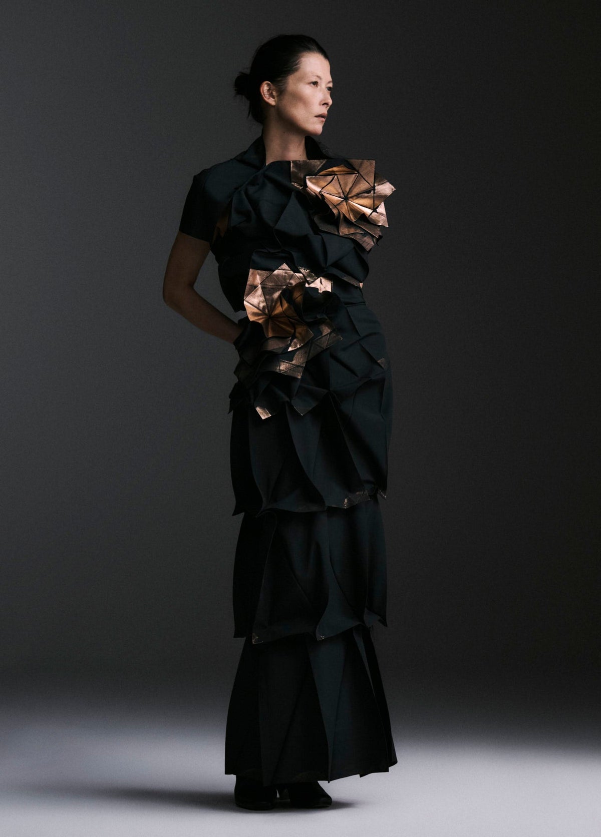 132 5. ISSEY MIYAKE LOOK 15