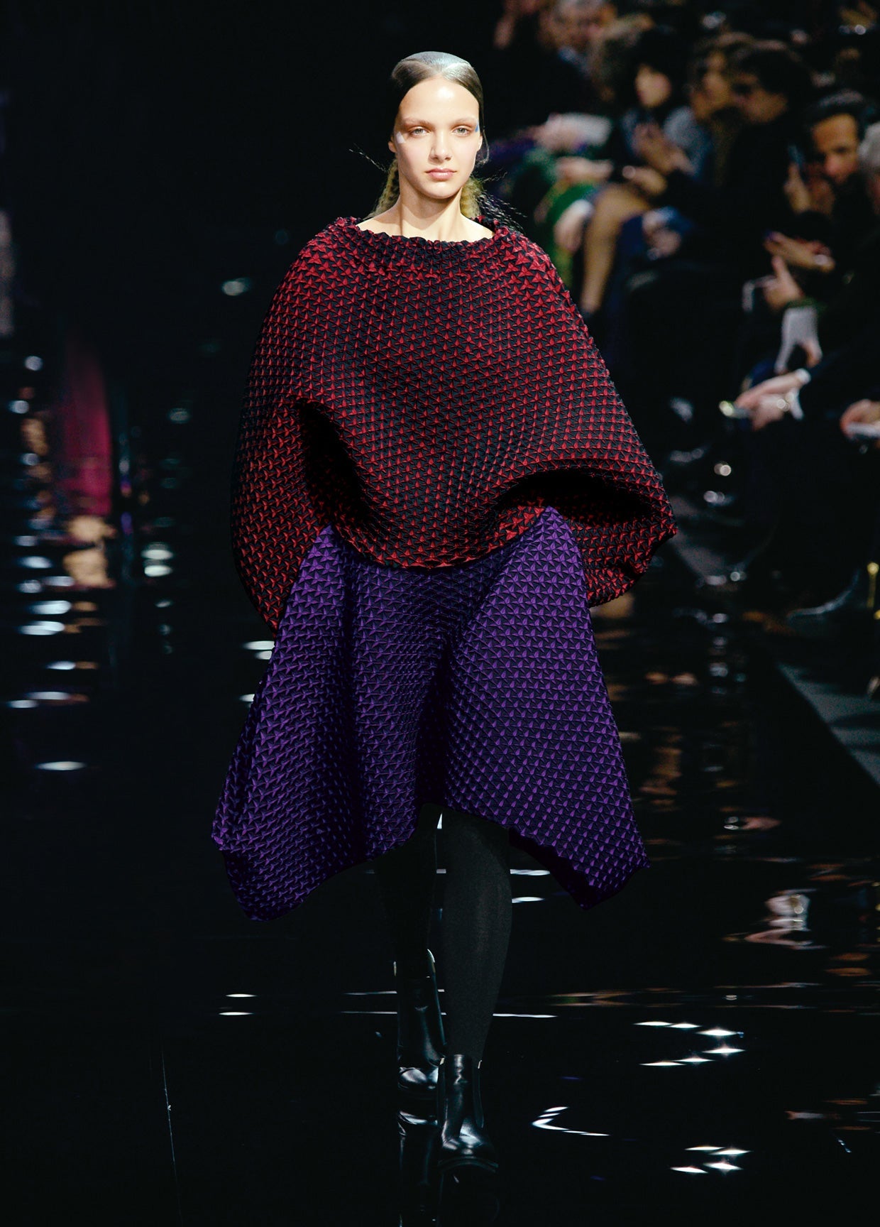 ISSEY MIYAKE AUTUMN WINTER 2015 コレクション05