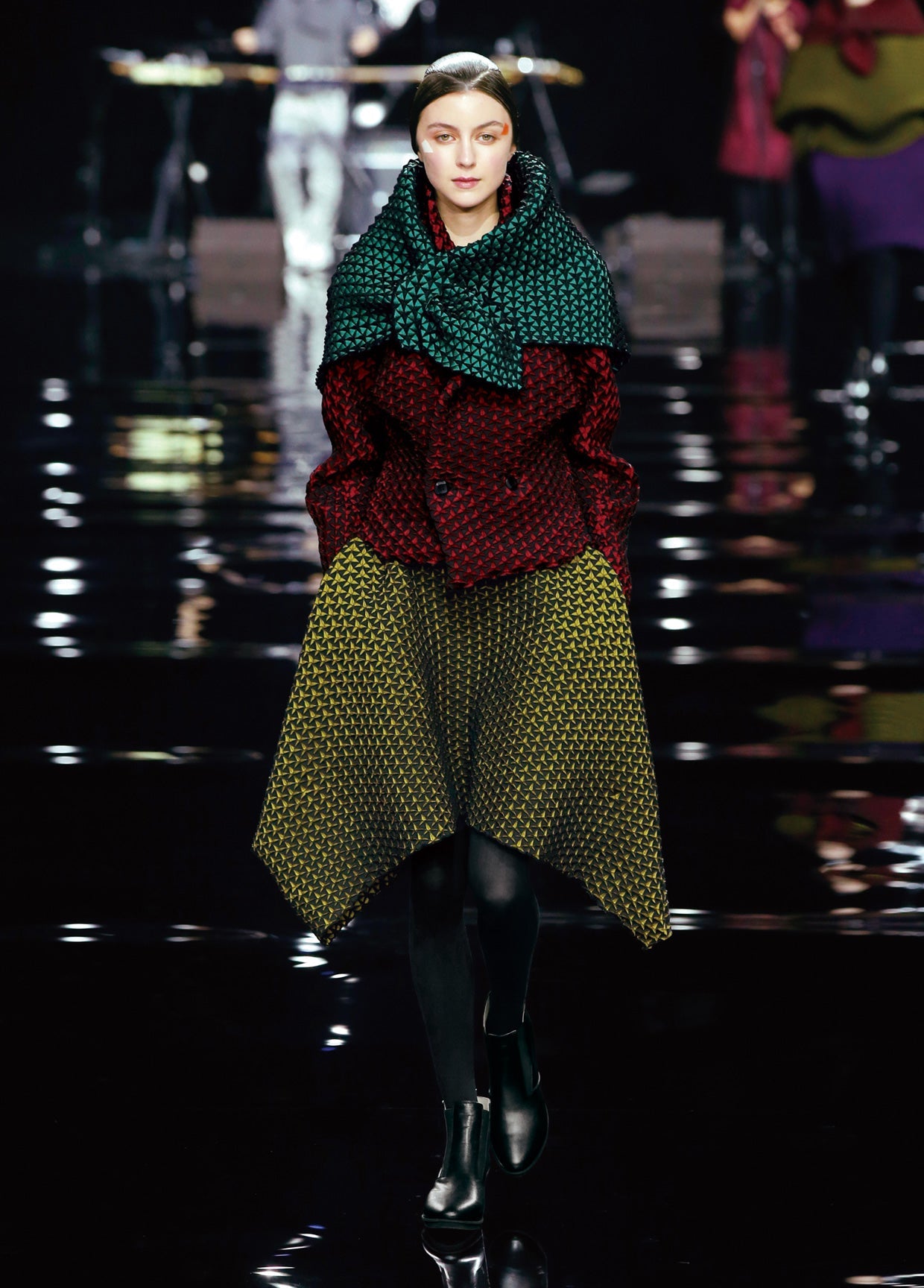 ISSEY MIYAKE AUTUMN WINTER 2015 コレクション07