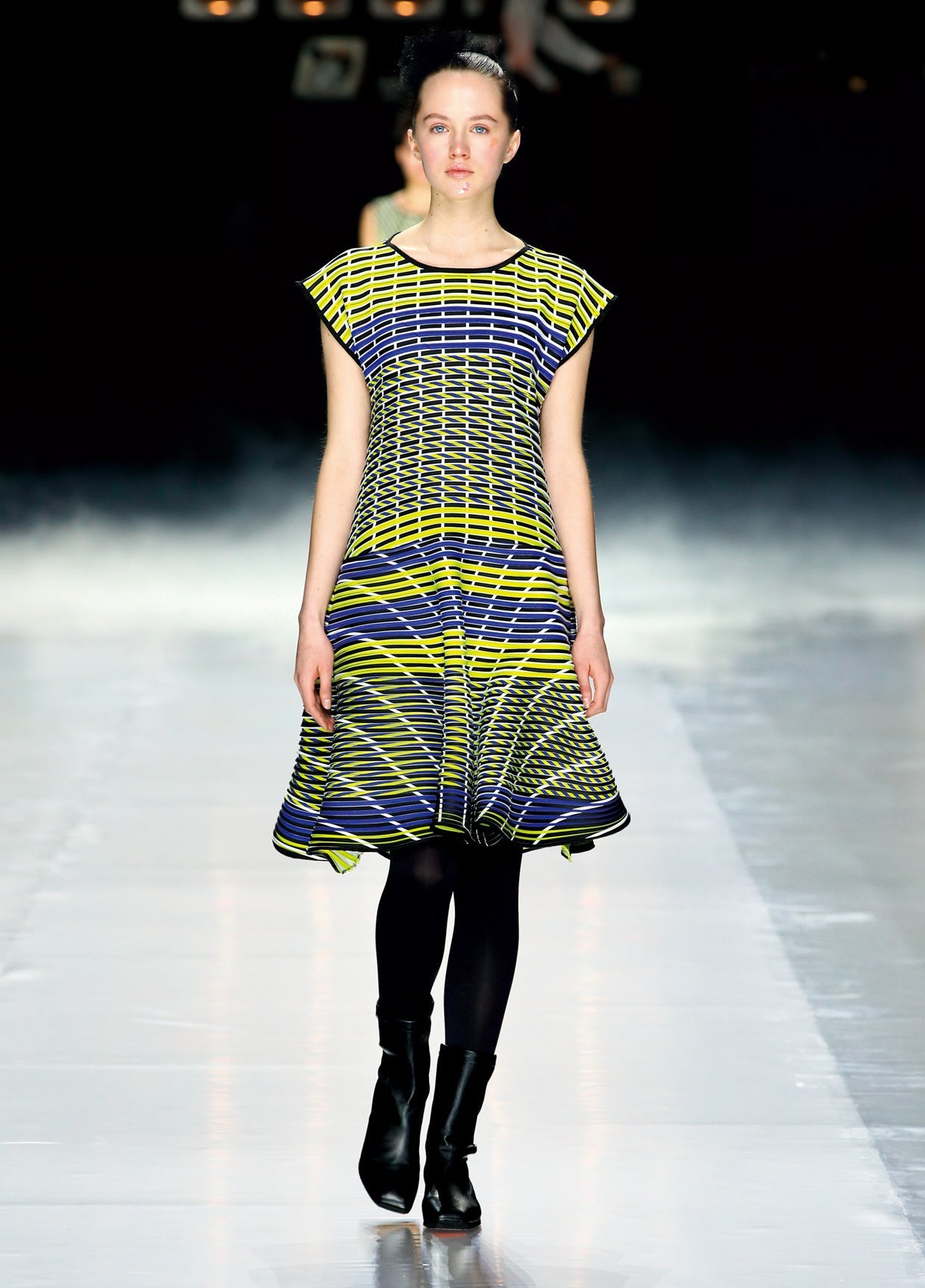 ISSEY MIYAKE AUTUMN WINTER 2016 コレクション11