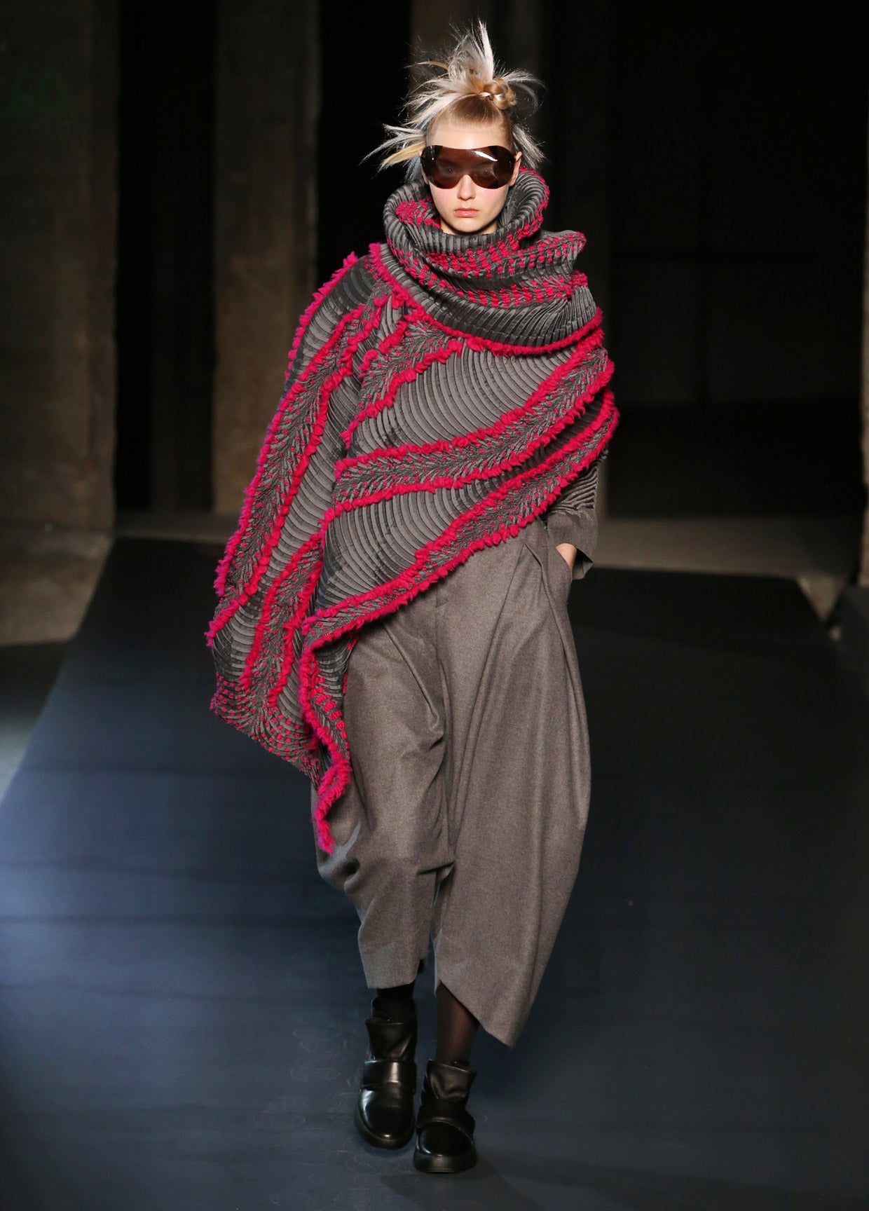 ISSEY MIYAKE AUTUMN WINTER 2018 コレクション28