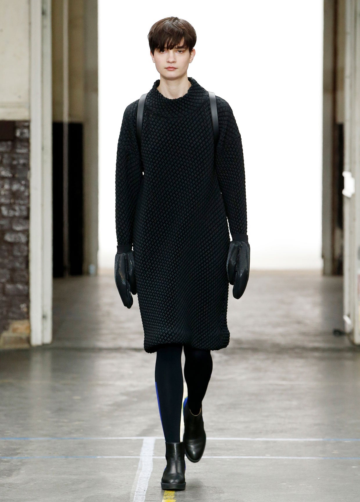 ISSEY MIYAKE AUTUMN WINTER 2019 コレクション15