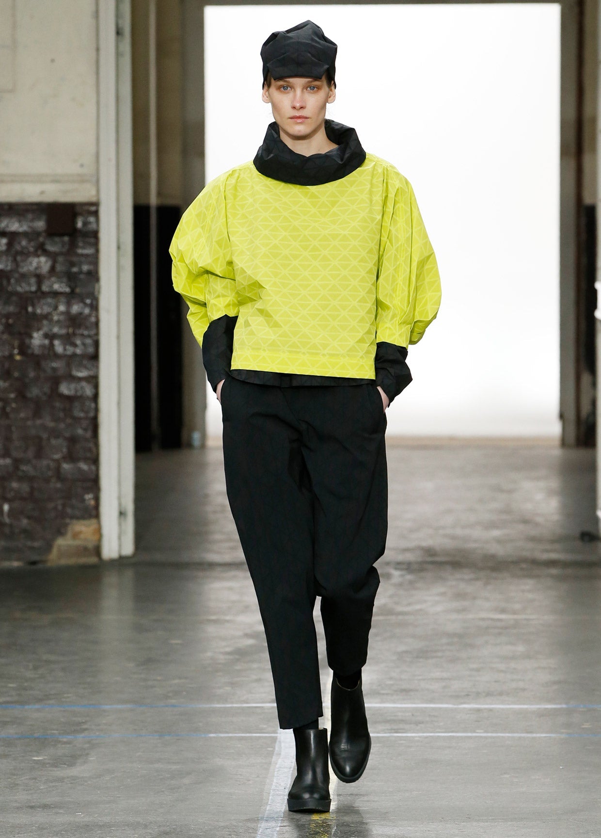 ISSEY MIYAKE AUTUMN WINTER 2019 コレクション21