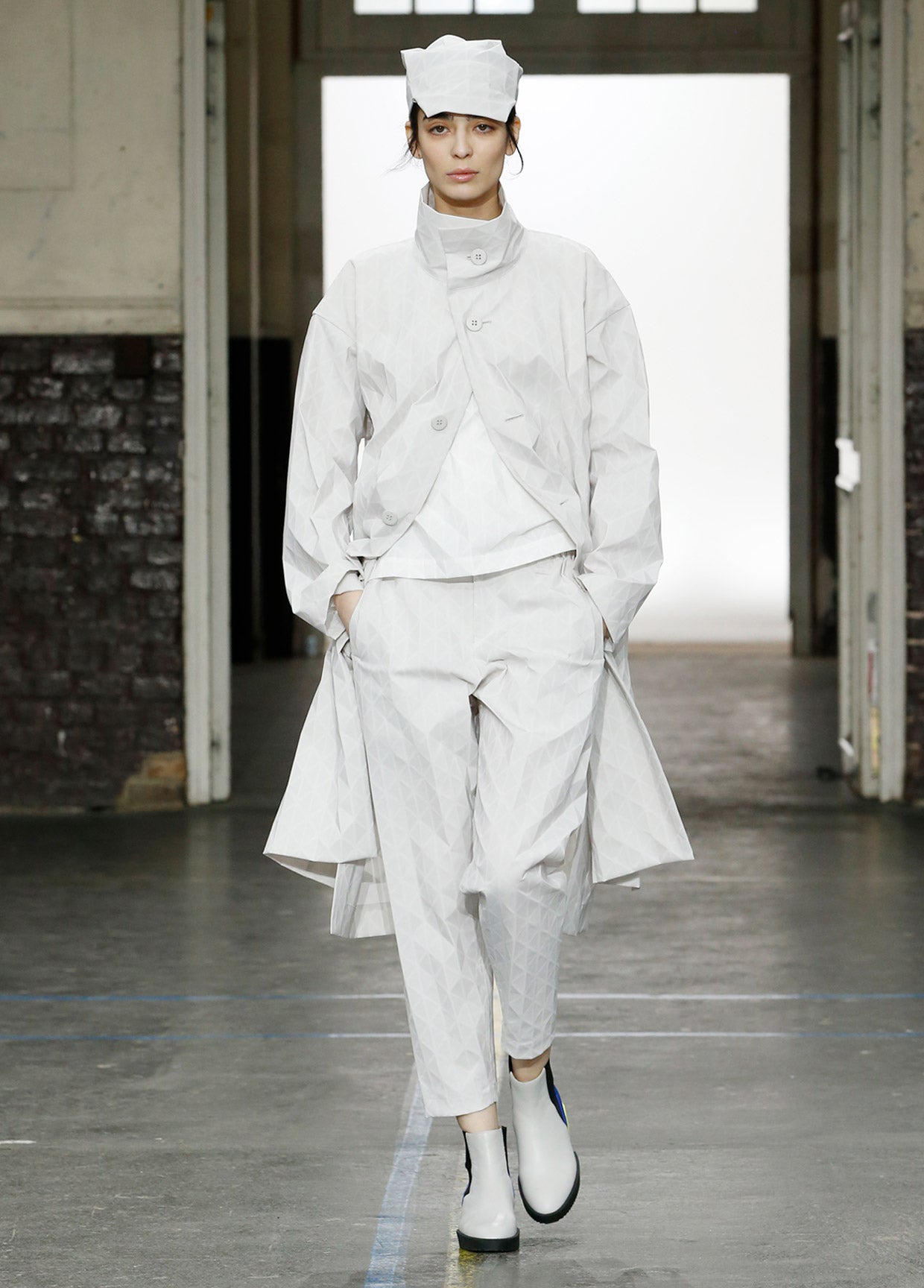ISSEY MIYAKE AUTUMN WINTER 2019 コレクション23