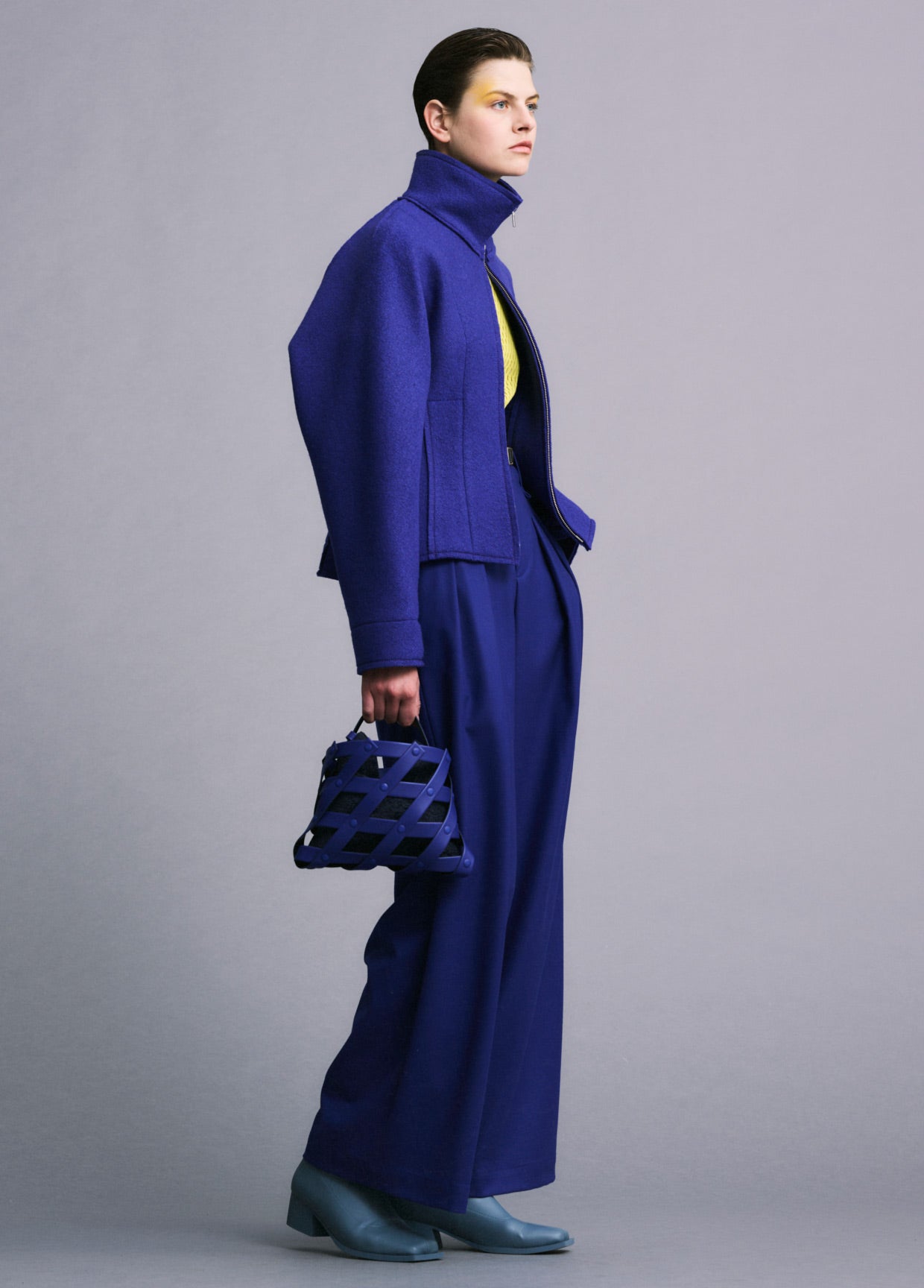 ISSEY MIYAKE AUTUMN WINTER 2022/23 コレクション26