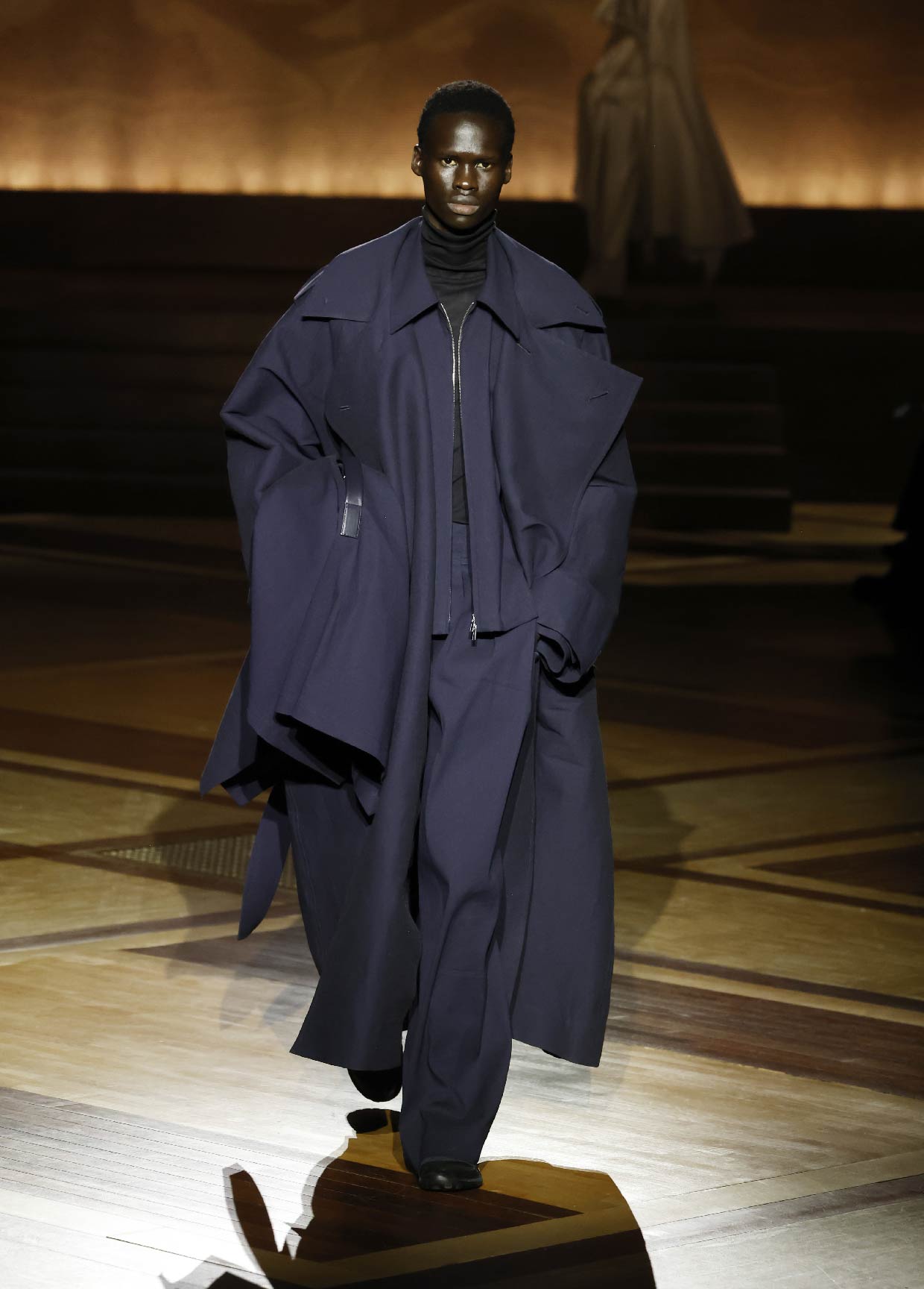 ISSEY MIYAKE AUTUMN WINTER 2024/25 コレクション 09