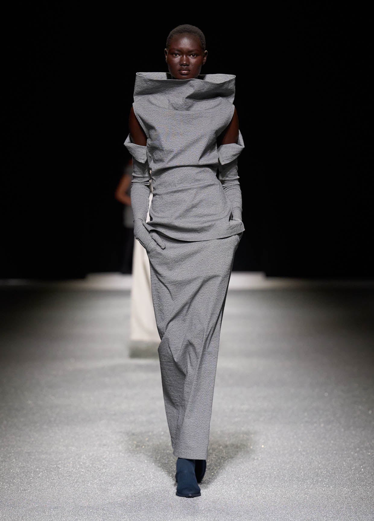 ISSEY MIYAKE AUTUMN WINTER 2026/27 コレクション 03
