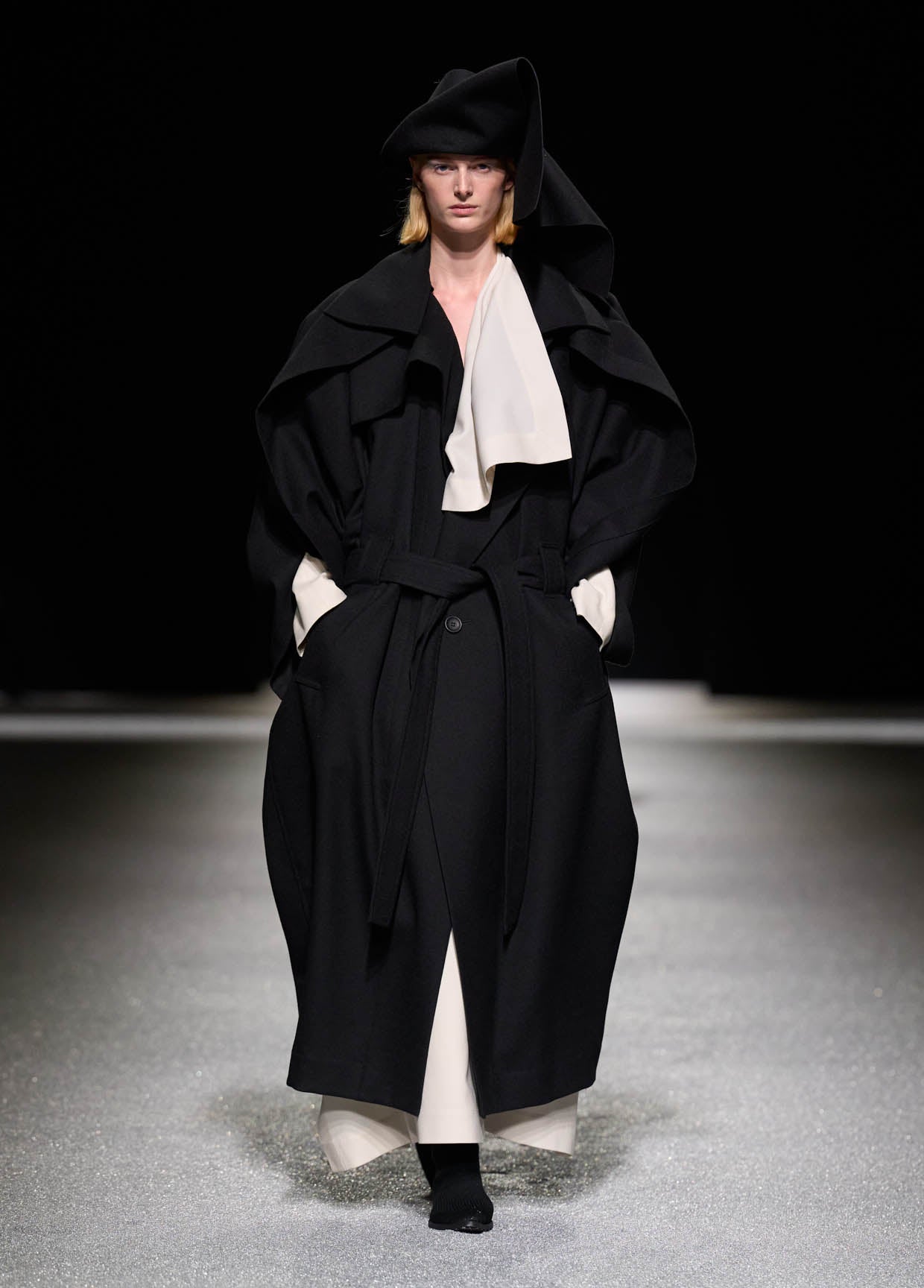 ISSEY MIYAKE AUTUMN WINTER 2026/27 コレクション 22