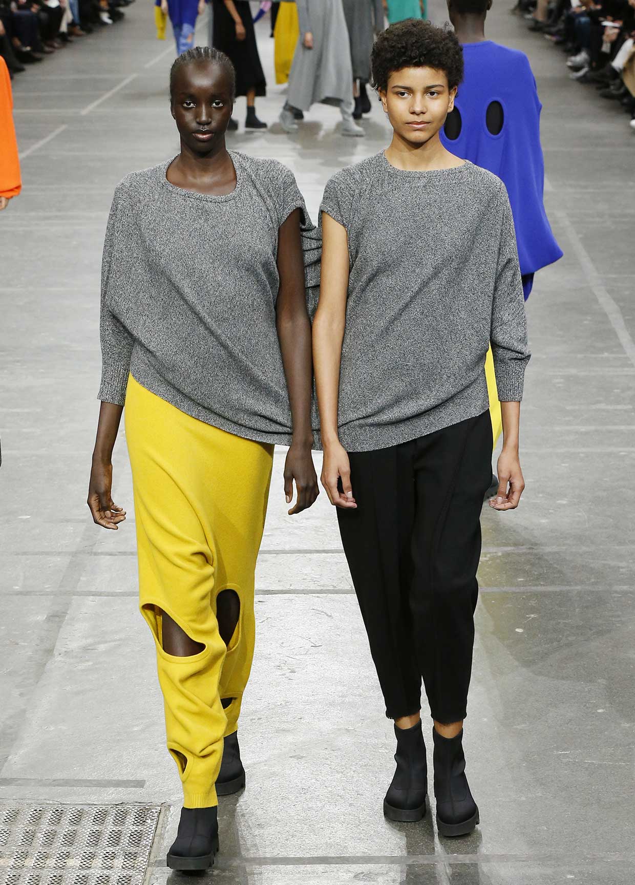 ISSEY MIYAKE AUTUMN WINTER 2020/21 コレクション 61