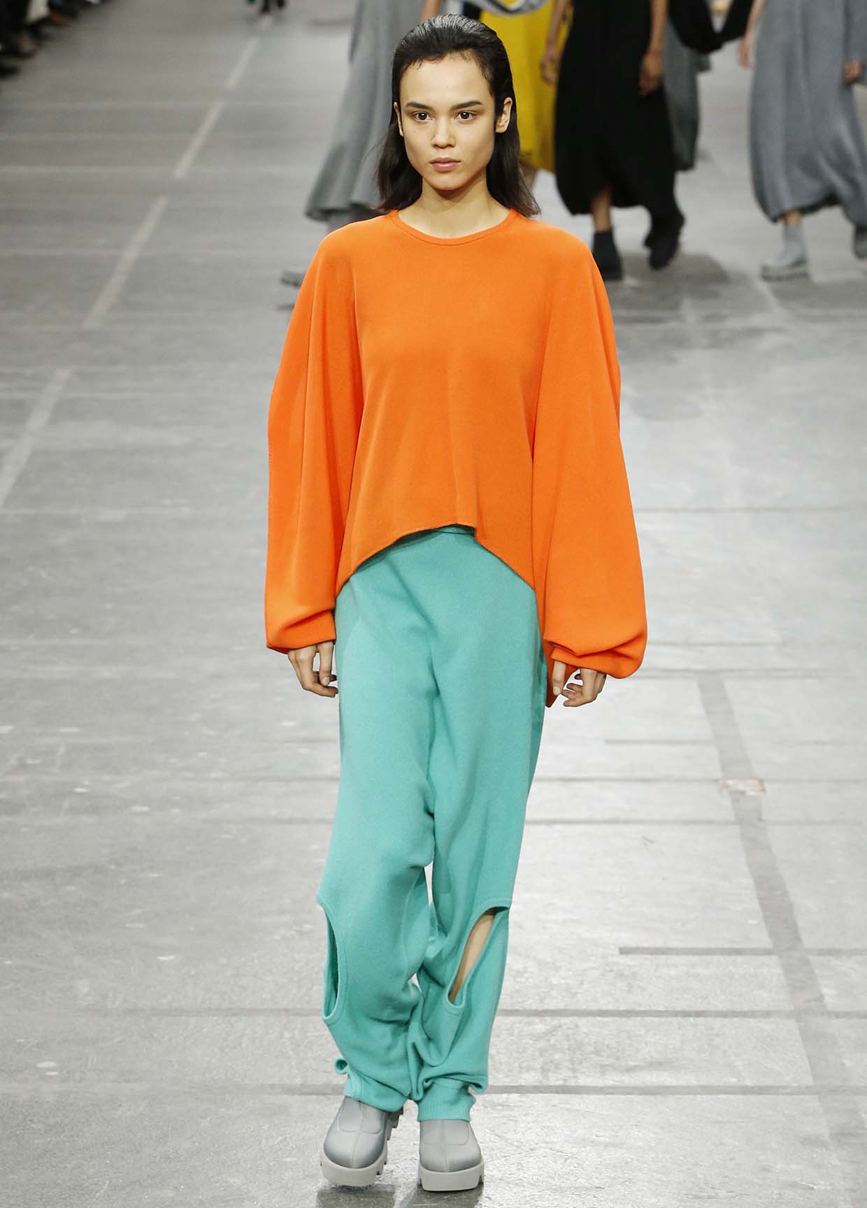 ISSEY MIYAKE AUTUMN WINTER 2020/21 コレクション 65