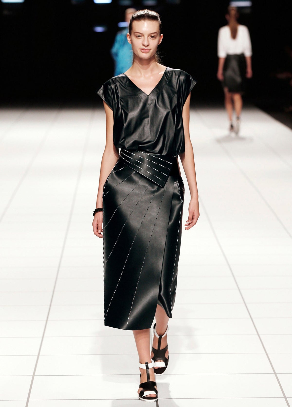 ISSEY MIYAKE SPRING SUMMER 2014 コレクション 06