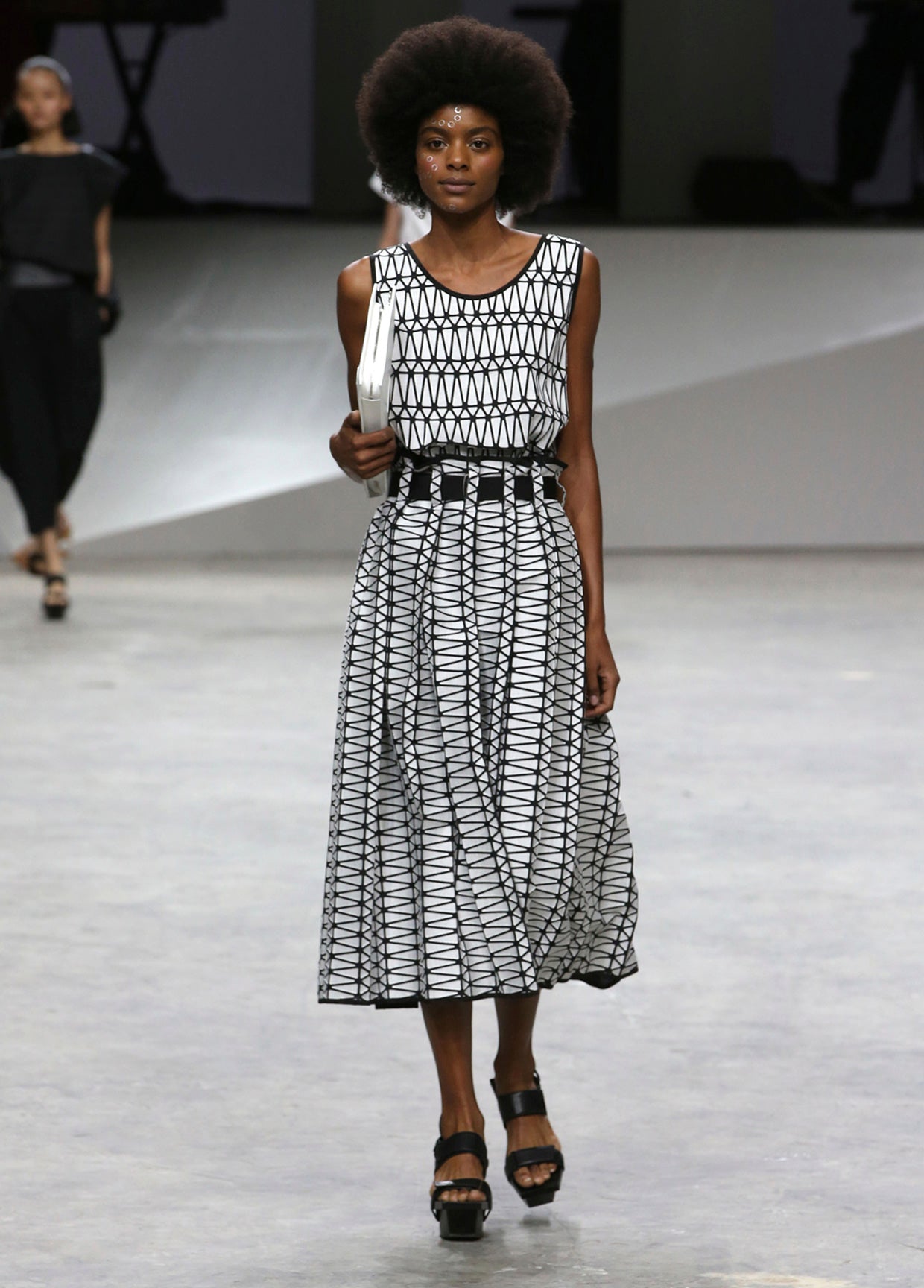 ISSEY MIYAKE SPRING SUMMER 2017 コレクション15