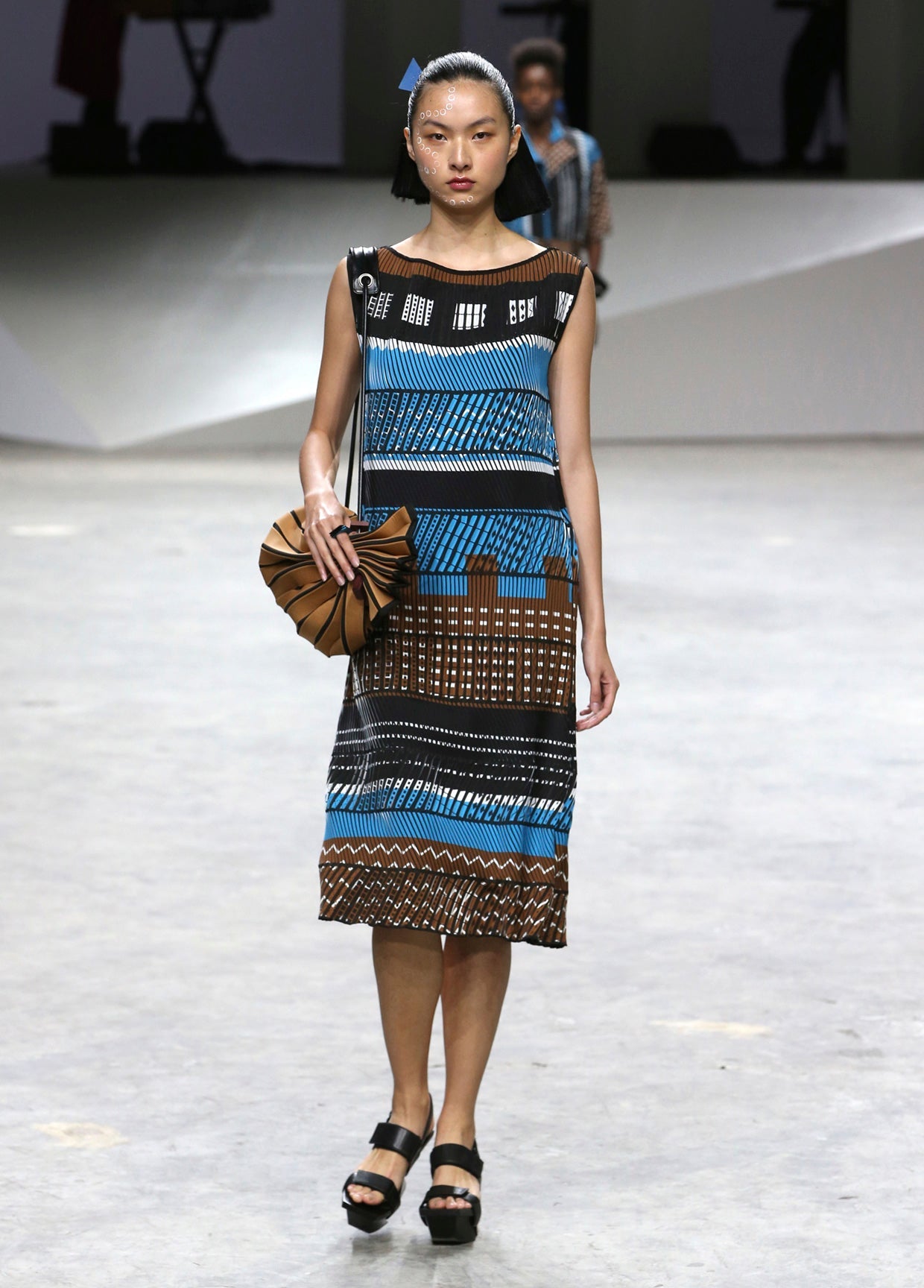 ISSEY MIYAKE SPRING SUMMER 2017 コレクション35