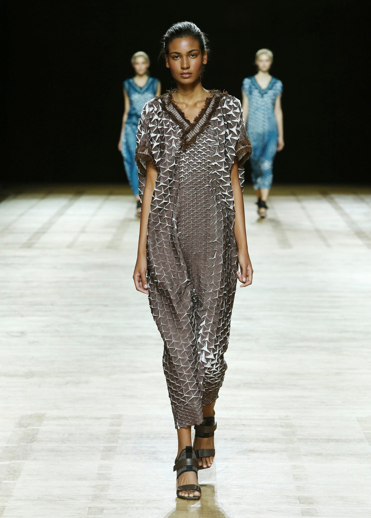 ISSEY MIYAKE SPRING SUMMER 2018 コレクション04