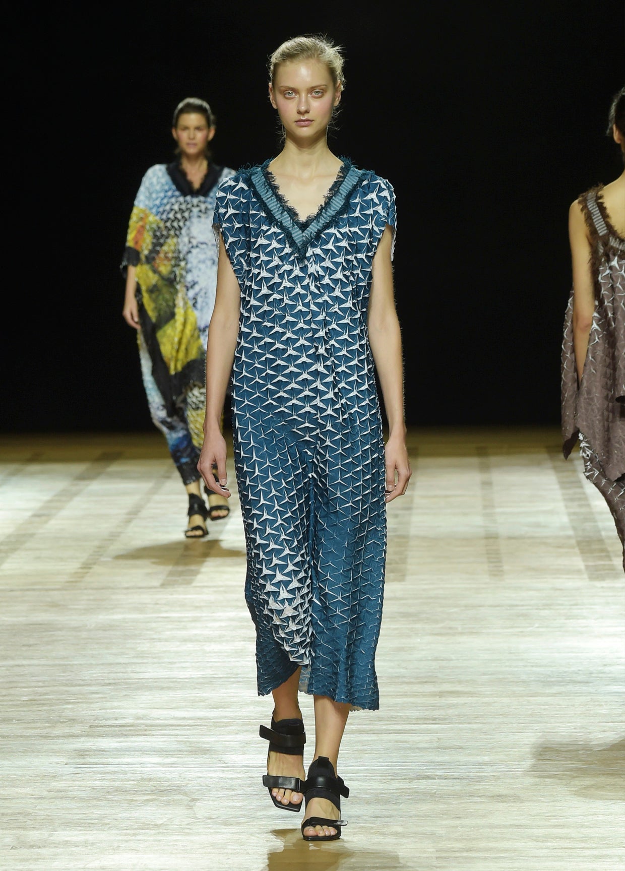 ISSEY MIYAKE SPRING SUMMER 2018 コレクション05