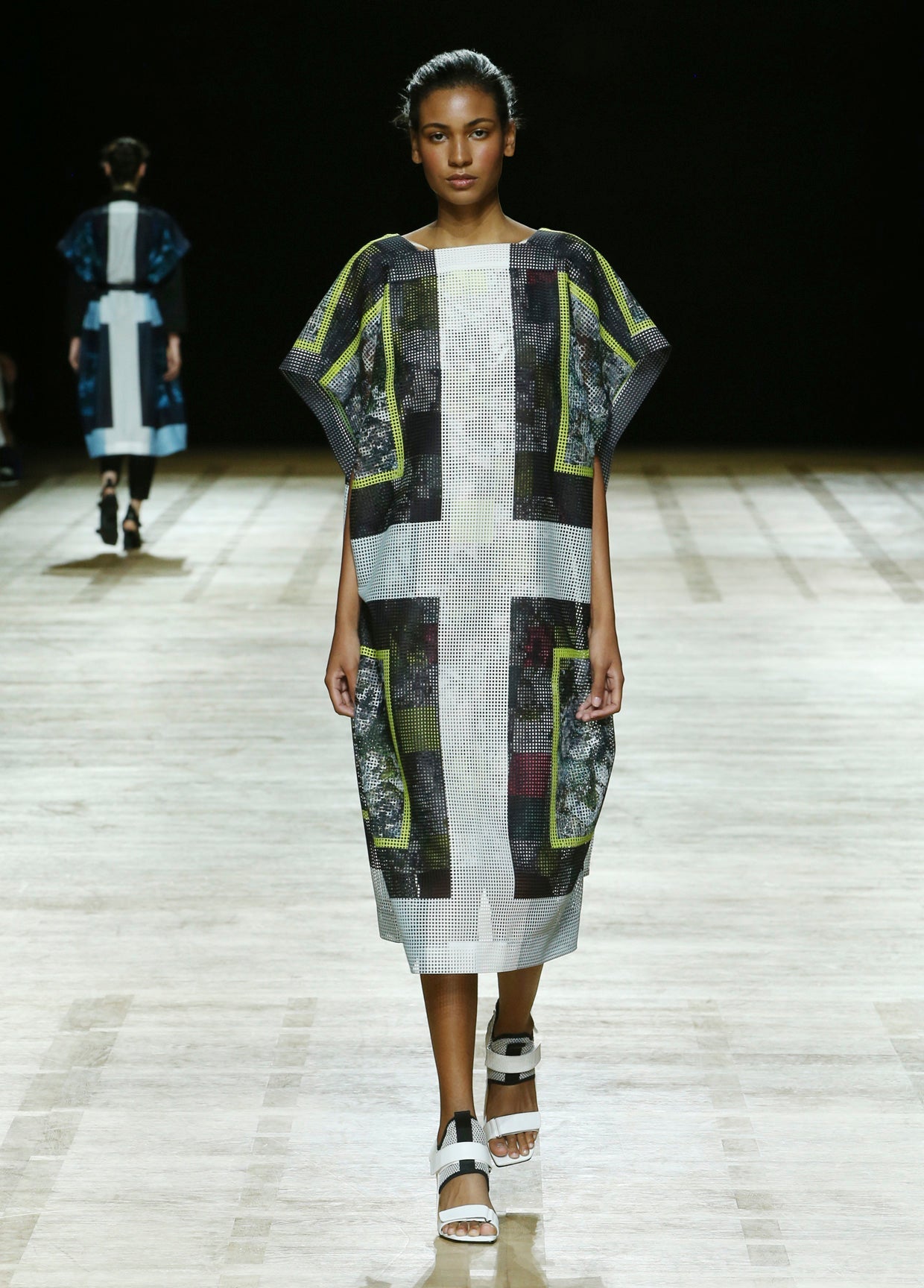 ISSEY MIYAKE SPRING SUMMER 2018 コレクション33
