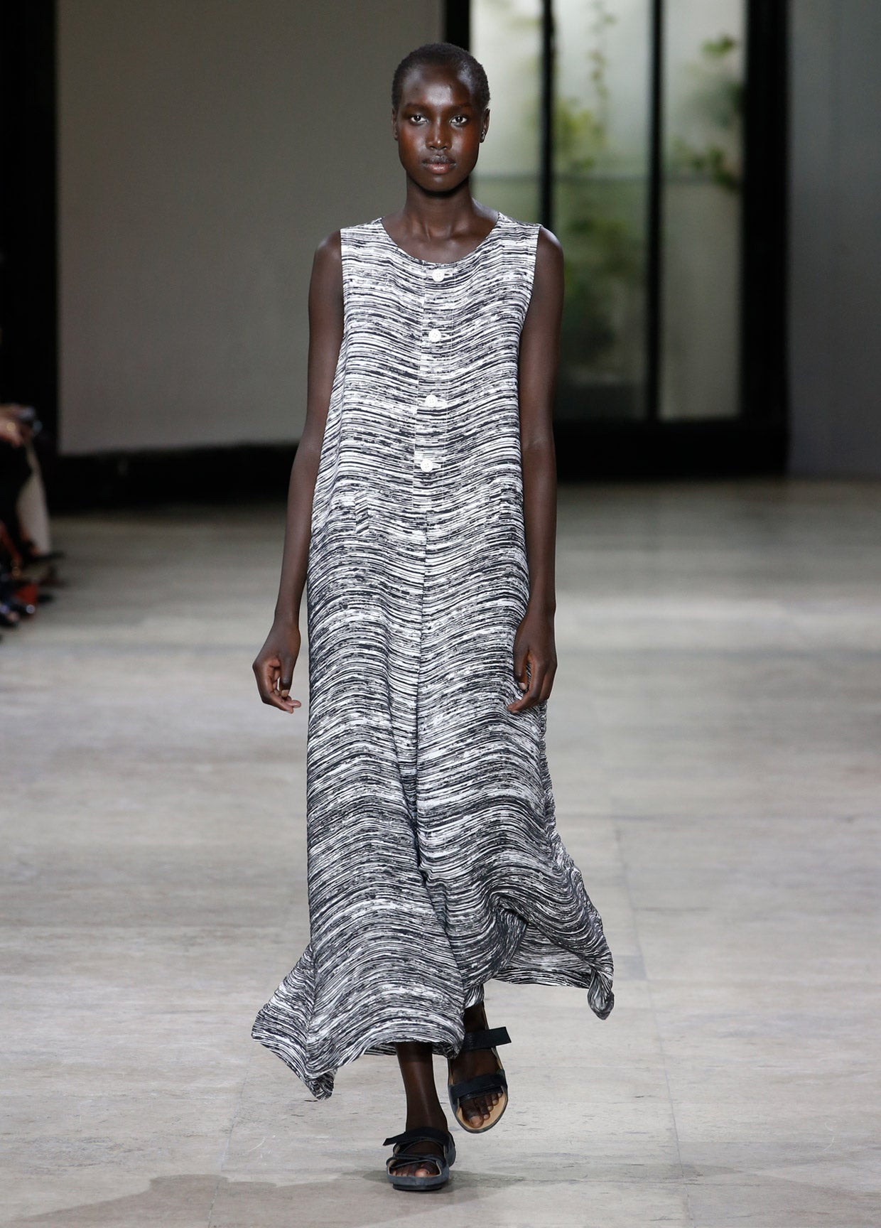 ISSEY MIYAKE SPRING SUMMER 2019 コレクション03