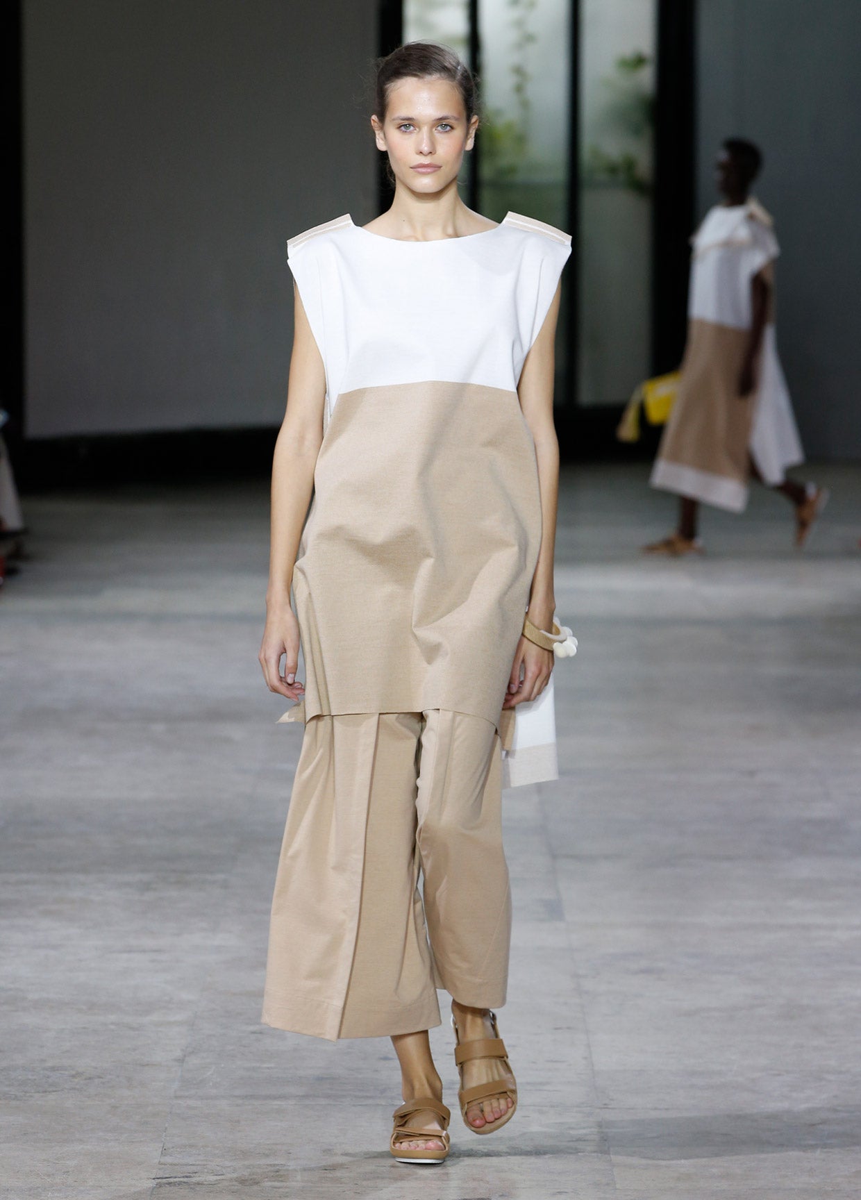ISSEY MIYAKE SPRING SUMMER 2019 コレクション05