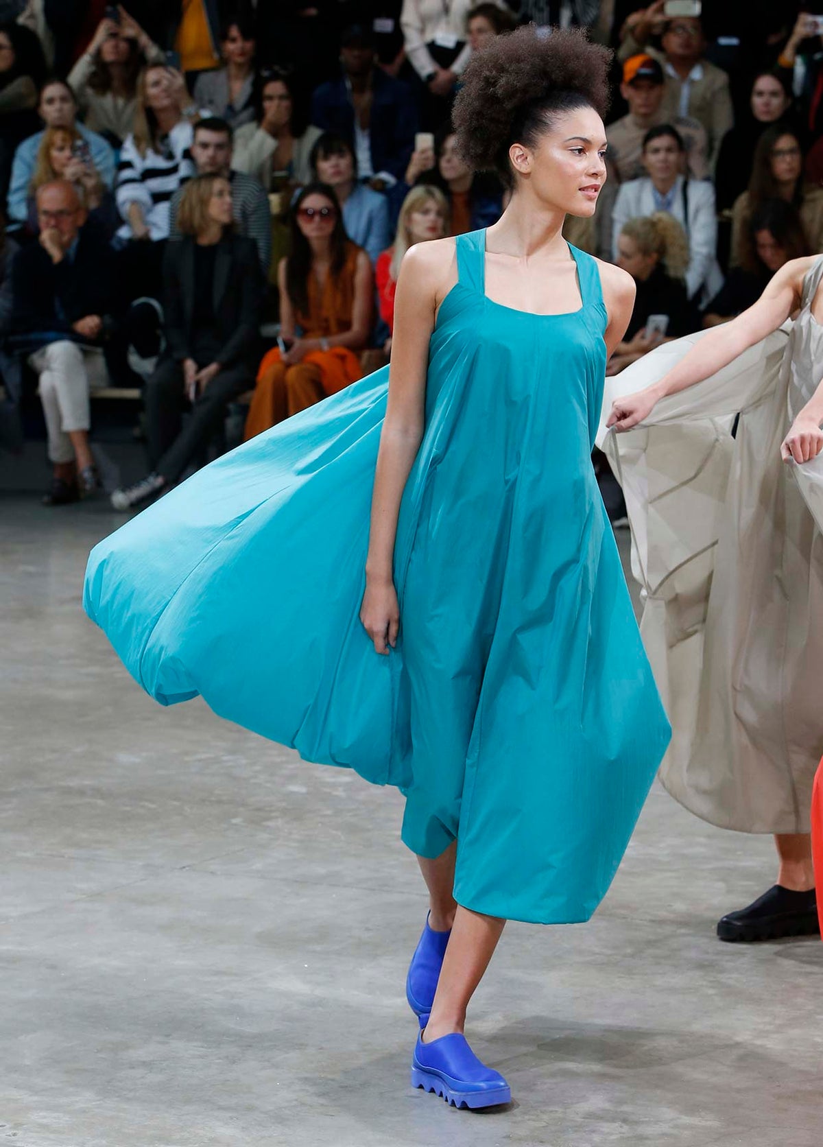 ISSEY MIYAKE SPRING SUMMER 2020 コレクション 28