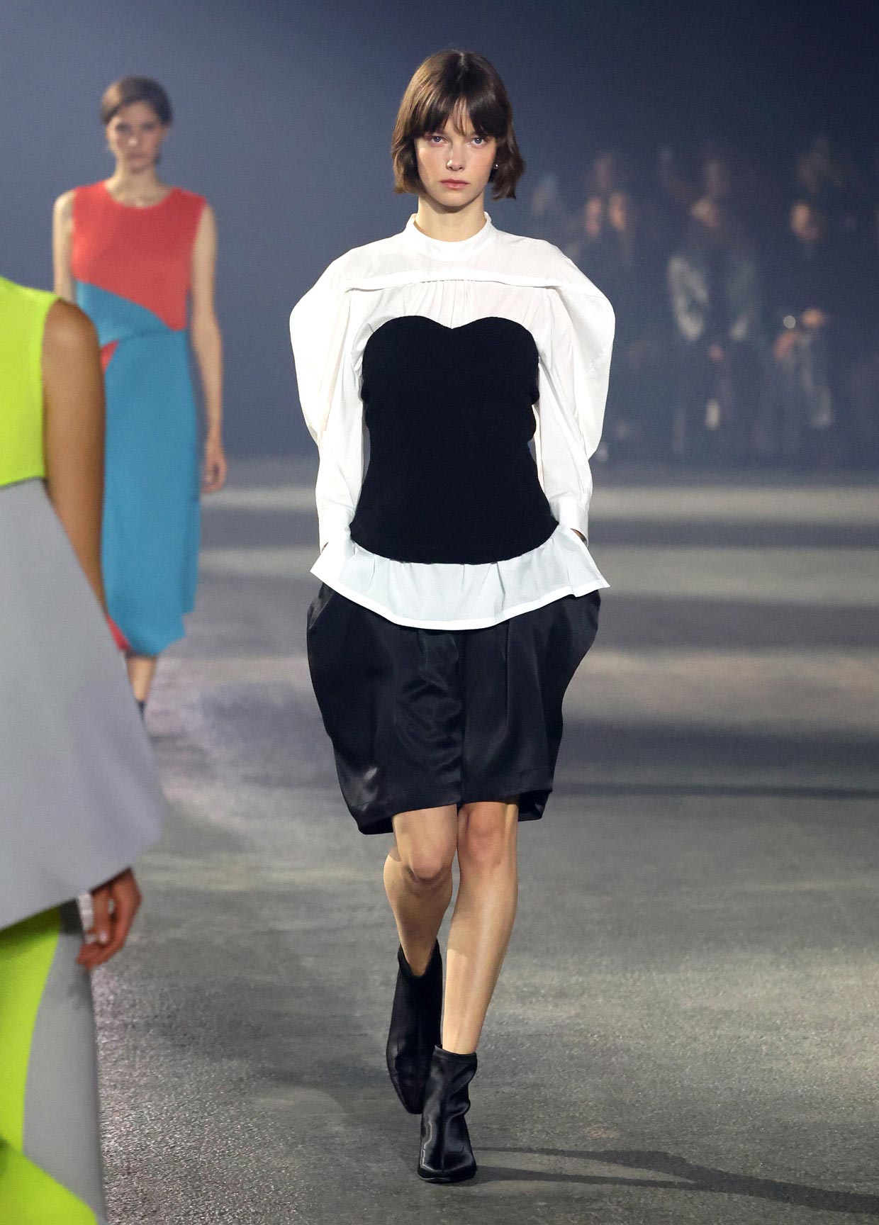 ISSEY MIYAKE SPRING SUMMER 2023 コレクション14