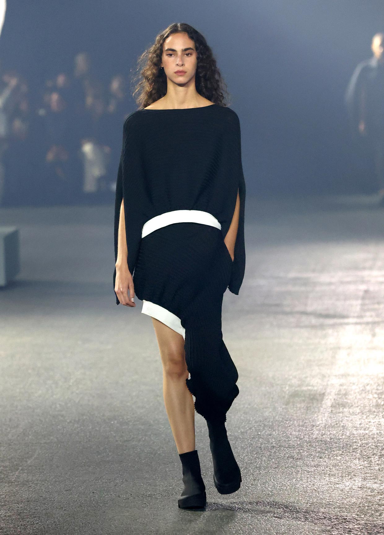 ISSEY MIYAKE SPRING SUMMER 2023 コレクション15