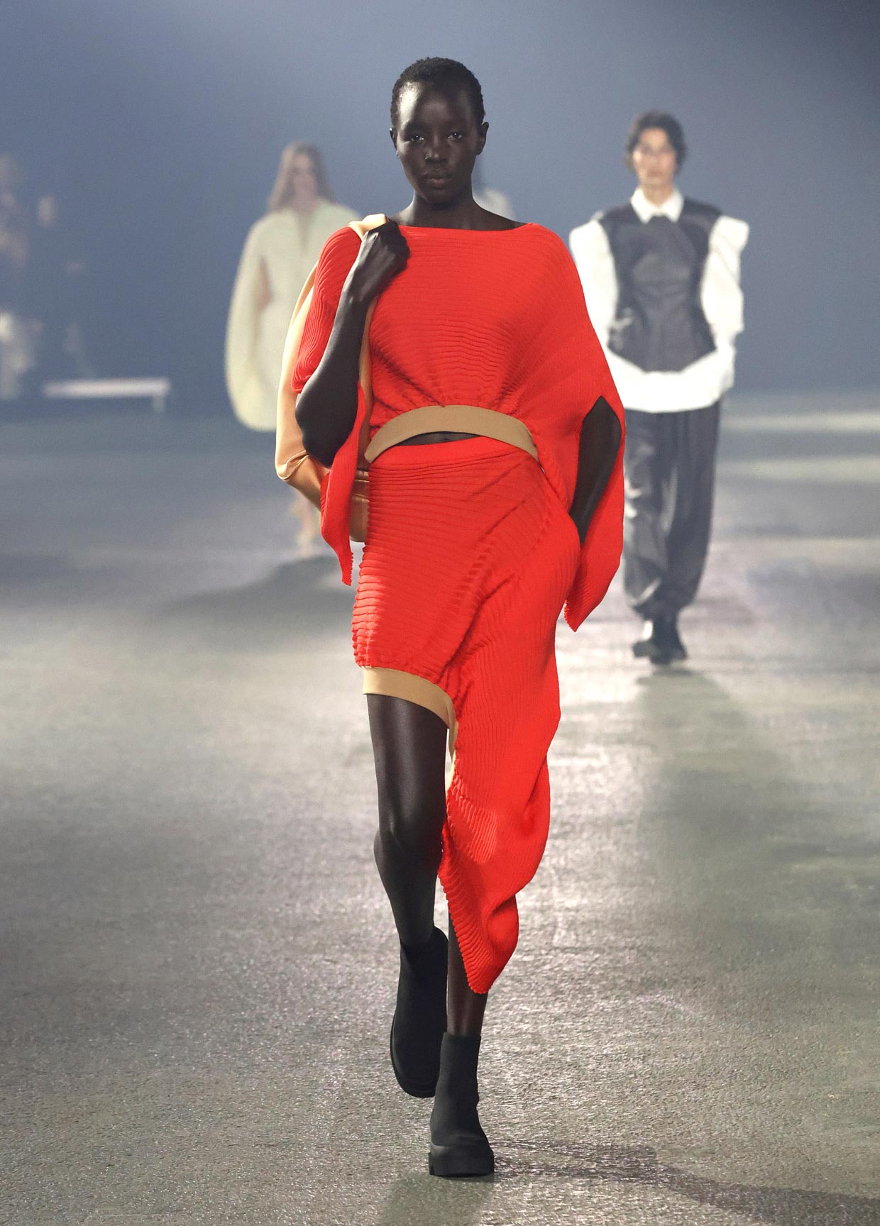 ISSEY MIYAKE SPRING SUMMER 2023 コレクション16