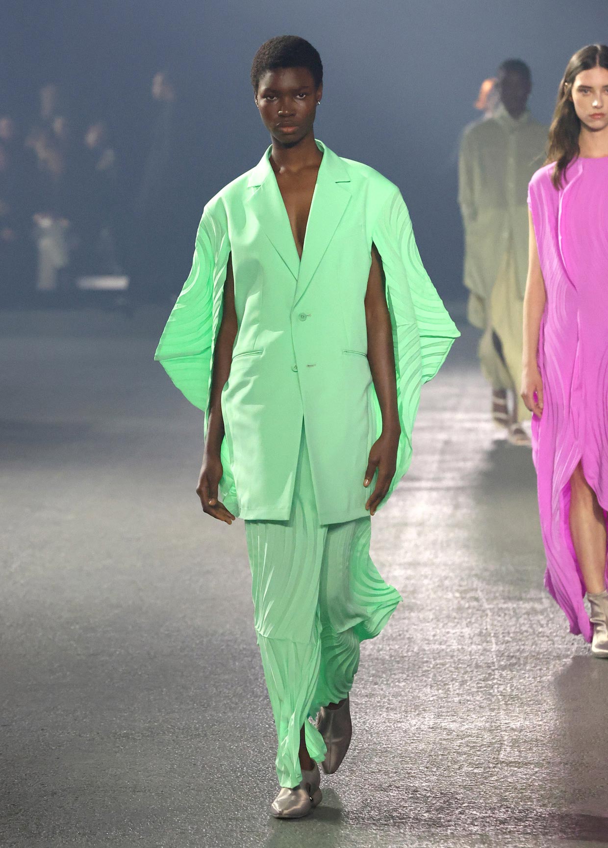 ISSEY MIYAKE SPRING SUMMER 2023 コレクション21