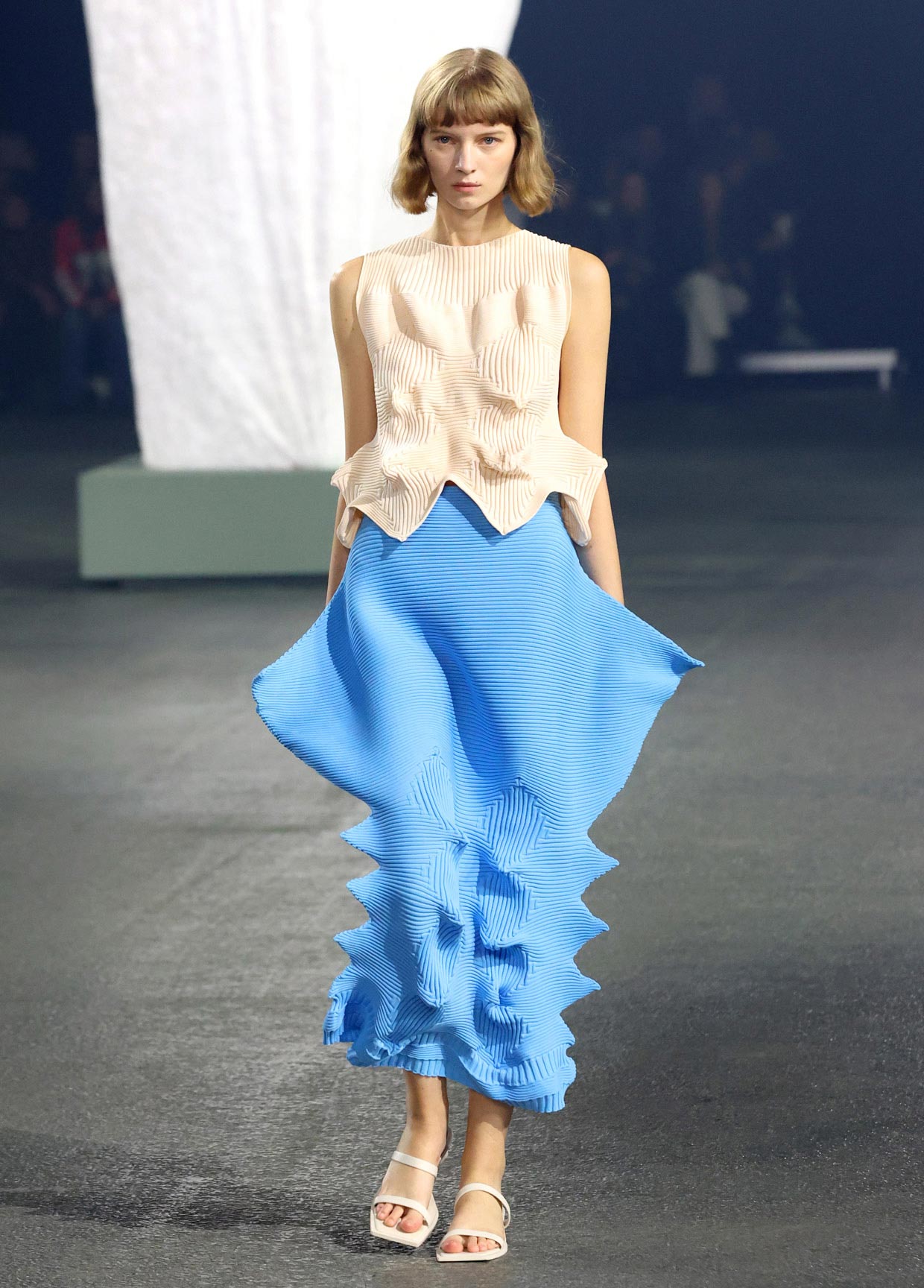ISSEY MIYAKE SPRING SUMMER 2023 コレクション37