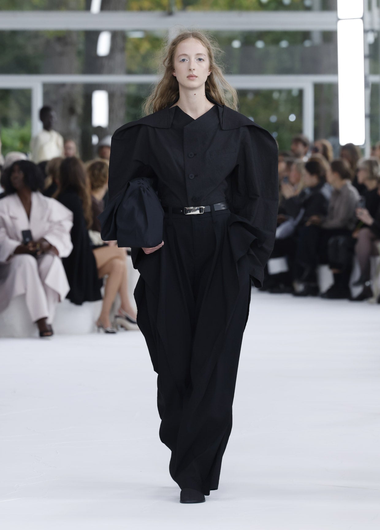 ISSEY MIYAKE SPRING SUMMER 2025 コレクション 09