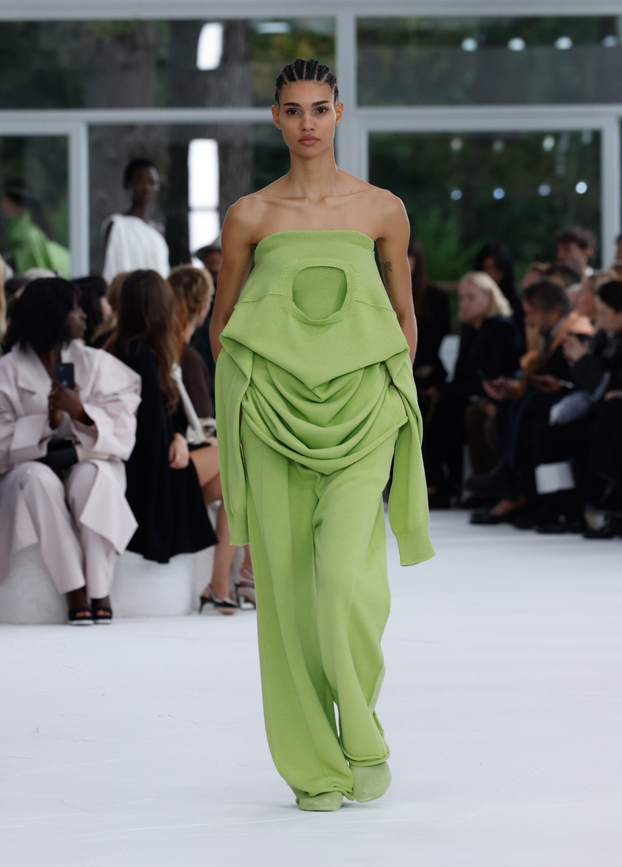 ISSEY MIYAKE SPRING SUMMER 2025 コレクション 28