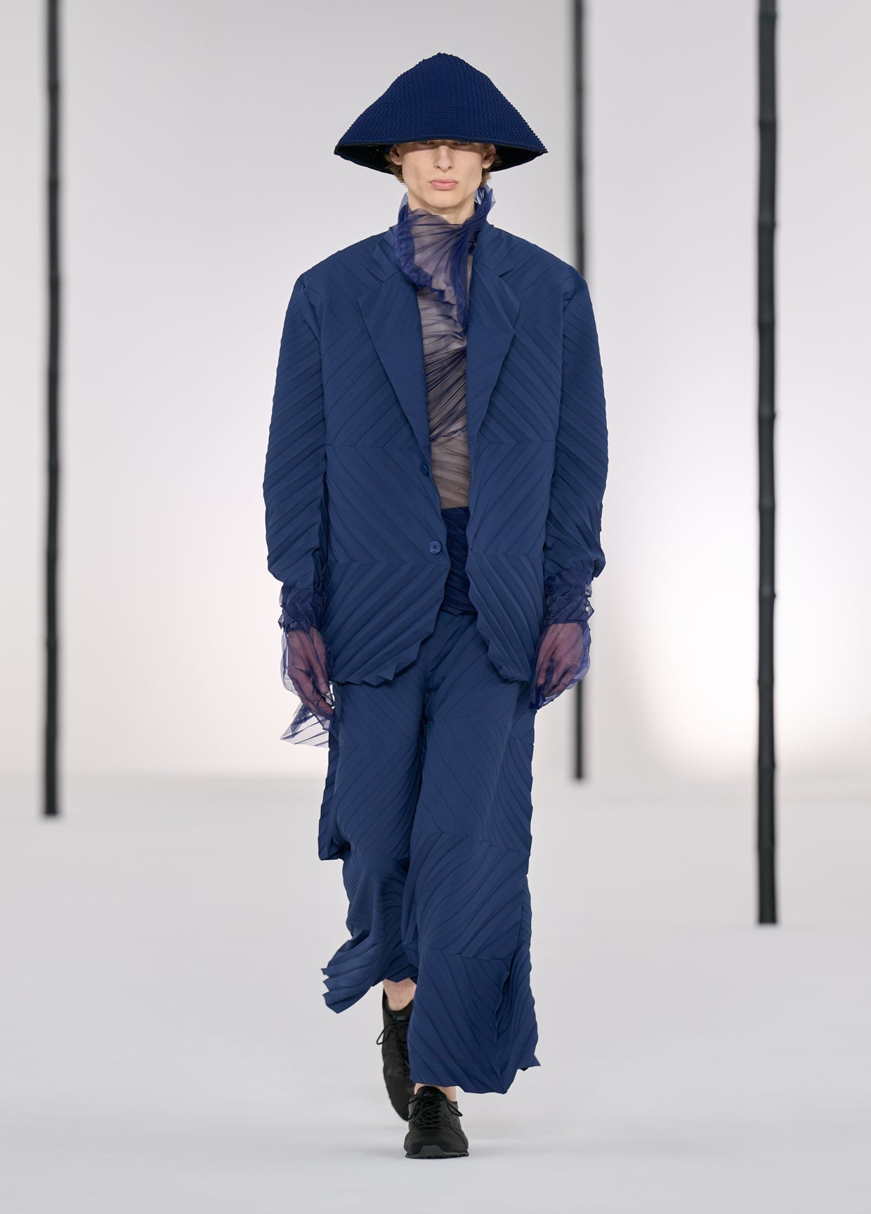 IM MEN SPRING SUMMER 2027 コレクション 32