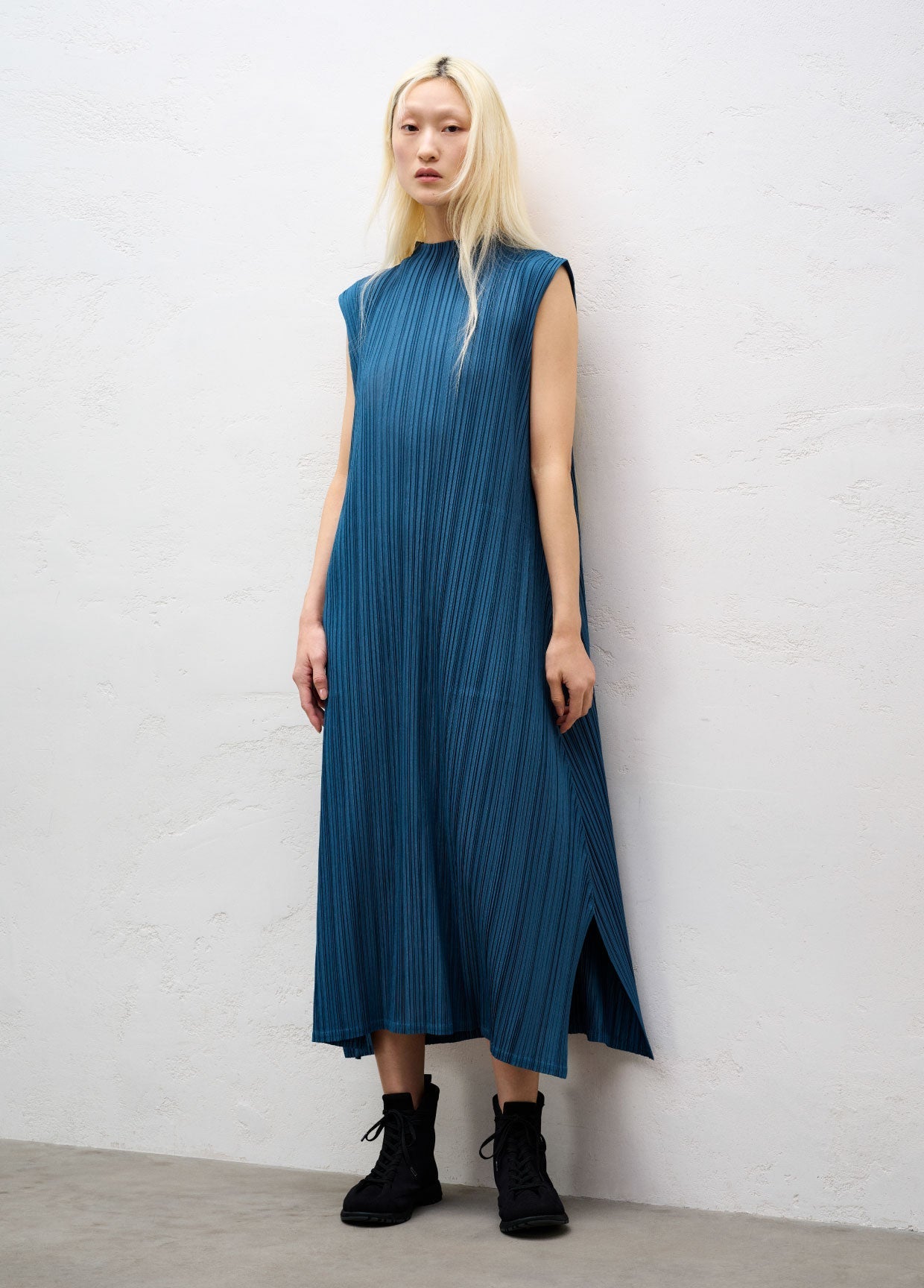 PLEATS PLEASE ISSEY MIYAKE LOOK 15