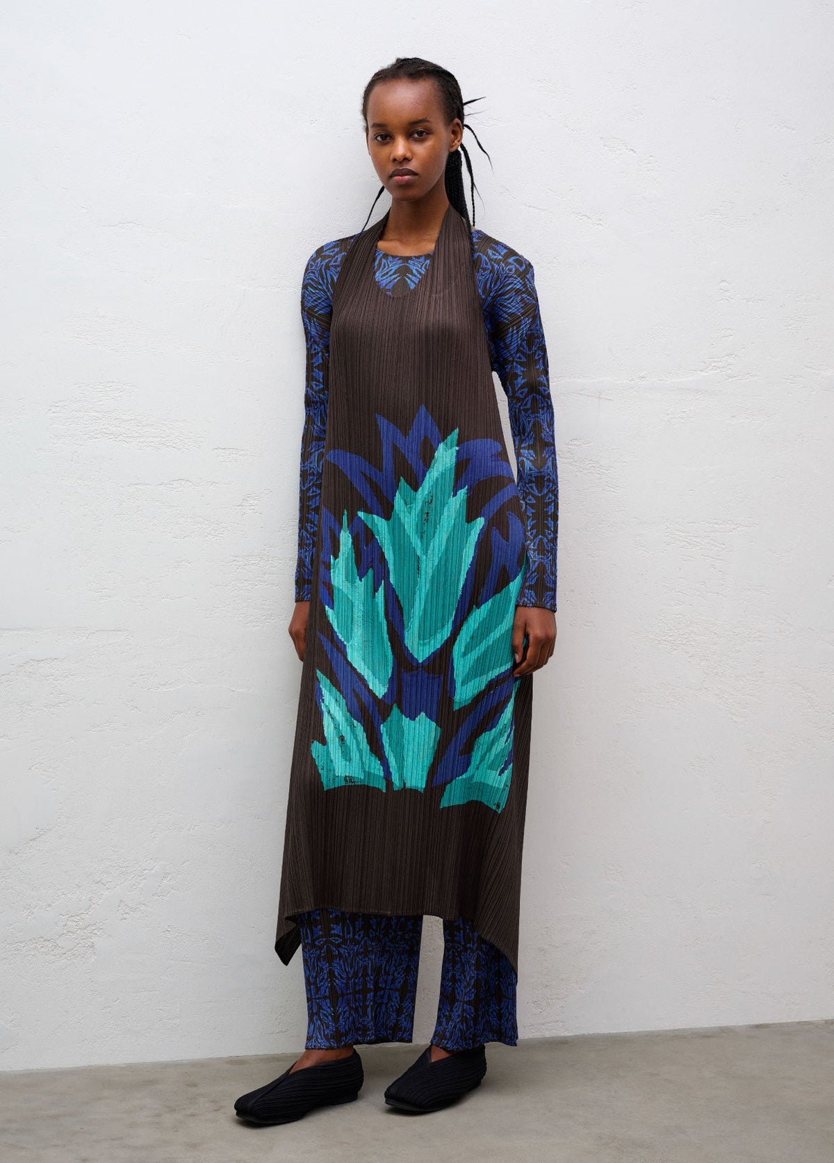 PLEATS PLEASE ISSEY MIYAKE LOOK 45
