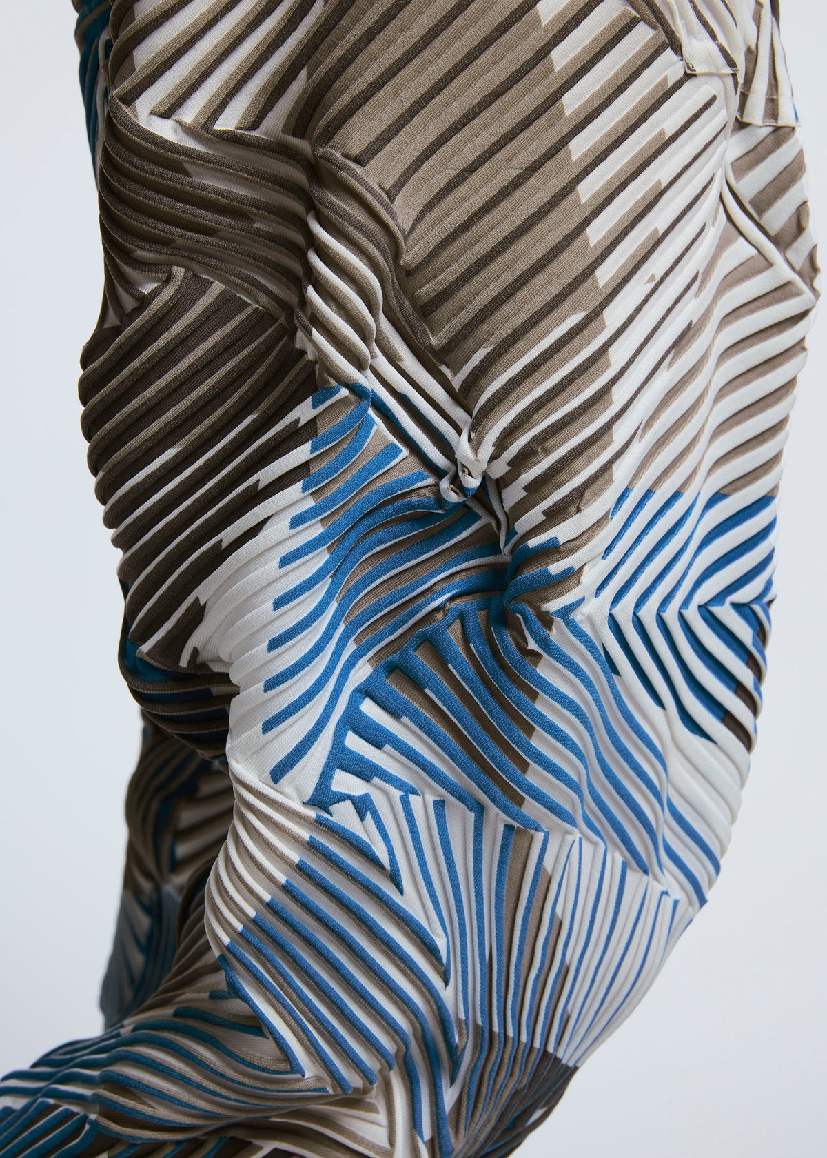 TYPE-P 002、ウィメンズ_パンツ、着用画像6