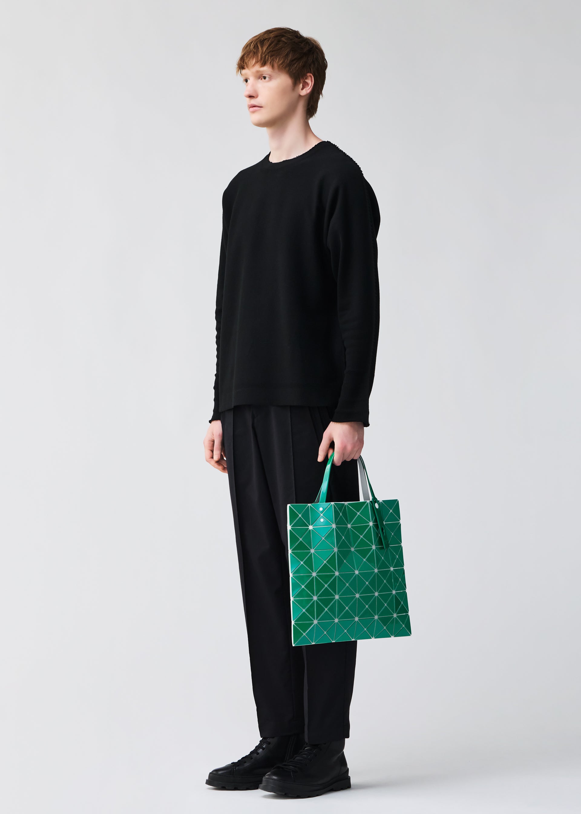 LUCENT METALLIC、バッグ&財布_トートバッグ、着用画像1