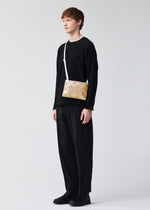 LUCENT METALLIC、バッグ&財布_ショルダーバッグ、着用画像2