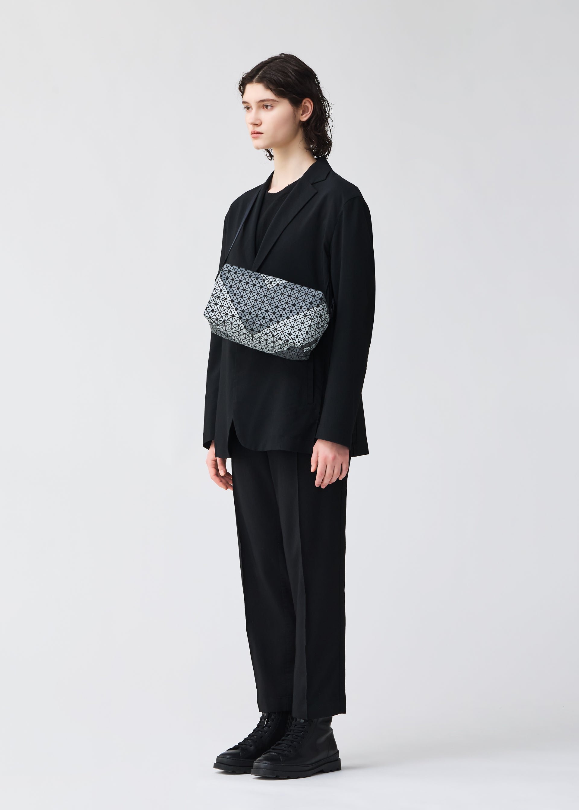 SADDLE BAG AUTOBAHN、バッグ&財布_ショルダーバッグ、着用画像2