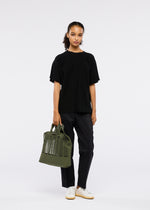 MOKKO TOWN SHOULDER、バッグ&財布_トートバッグ、着用画像2