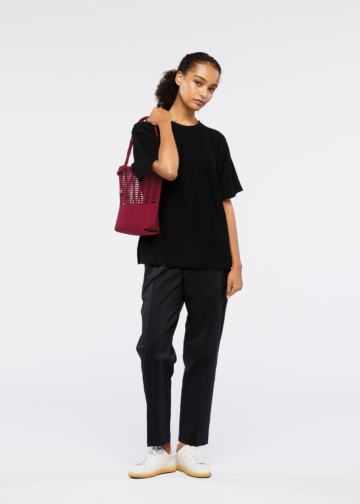 MOKKO FLAP POUCH、バッグ&財布_ショルダーバッグ、着用画像3