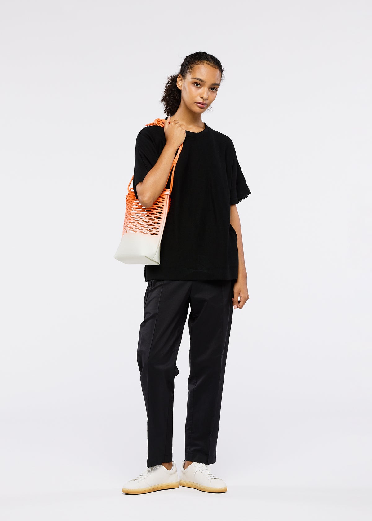 MOKKO NET GRADATION、バッグ&財布_ショルダーバッグ、着用画像1